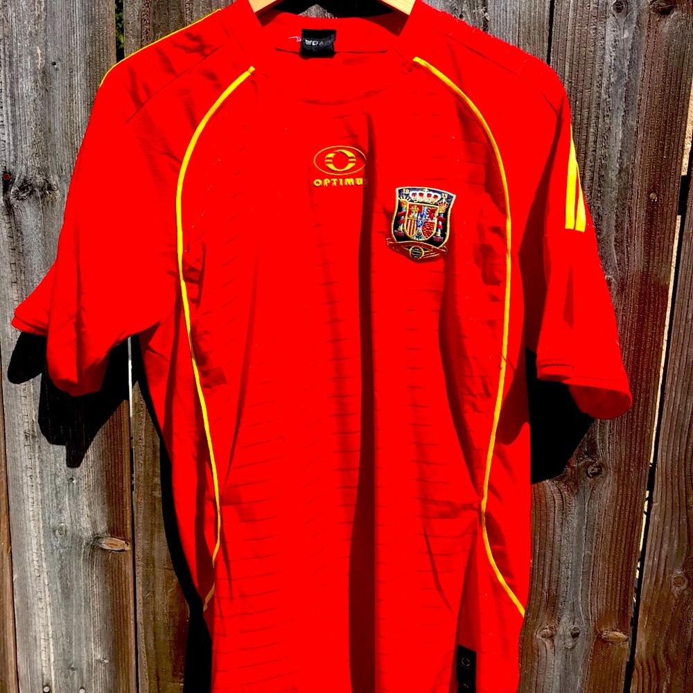 Vintage replica Spain soccer jersey